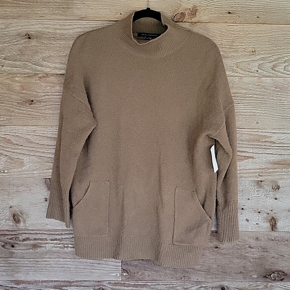 Skull Cashmere Size Medium Brown Mock Neck Sweater NWT